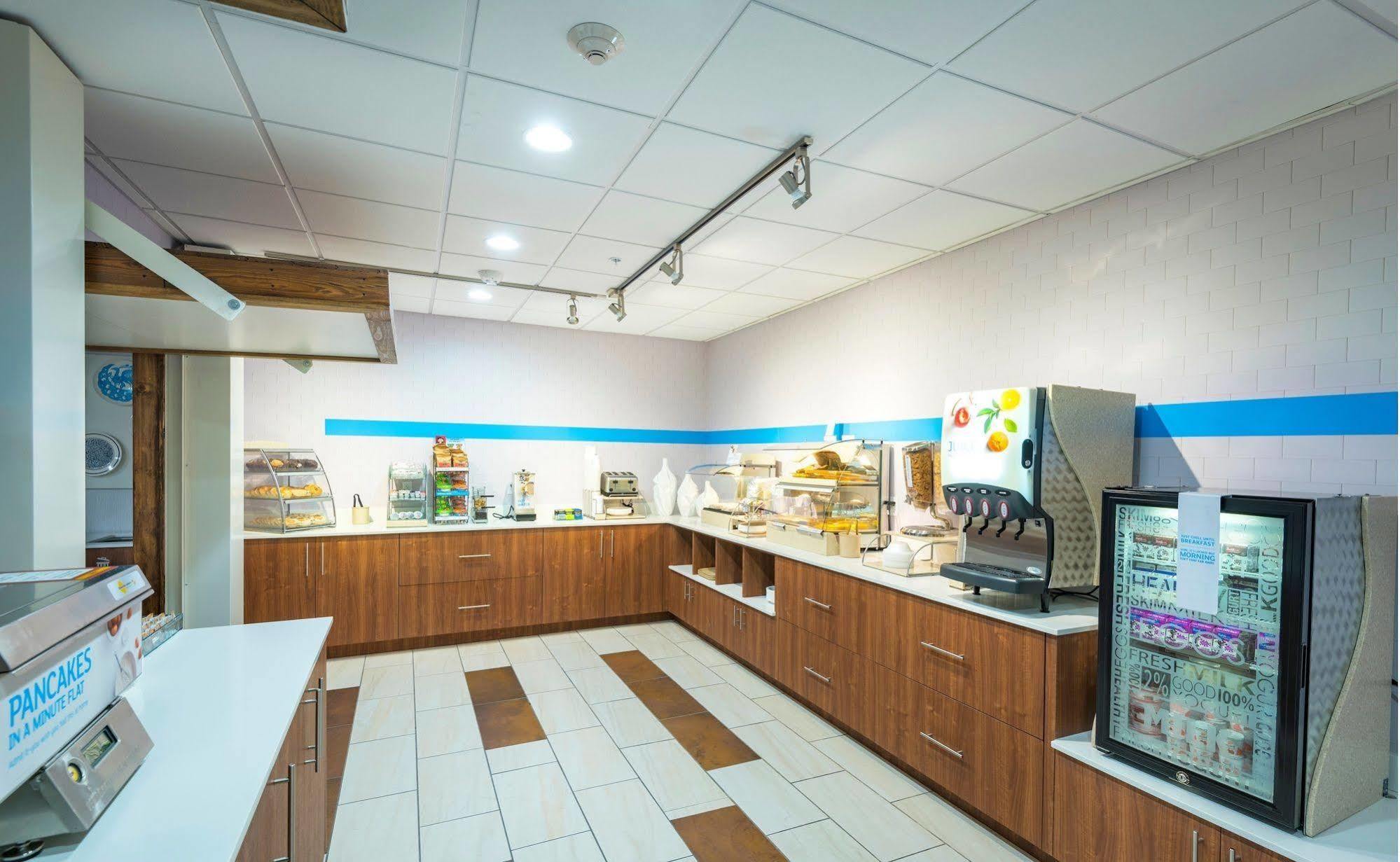 Holiday Inn Express Peoria North - Glendale By Ihg Exteriér fotografie